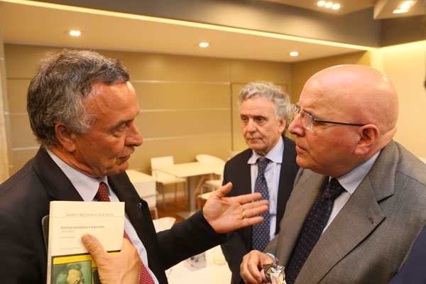 Bubbico: "Chi subisce ricatto ha dovere di denunciare"