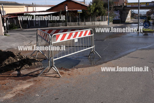 buca-acqua-via-colelli.jpg