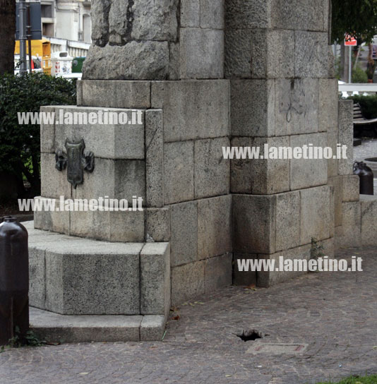 buche-villa-comunale-corso-numistrano-2