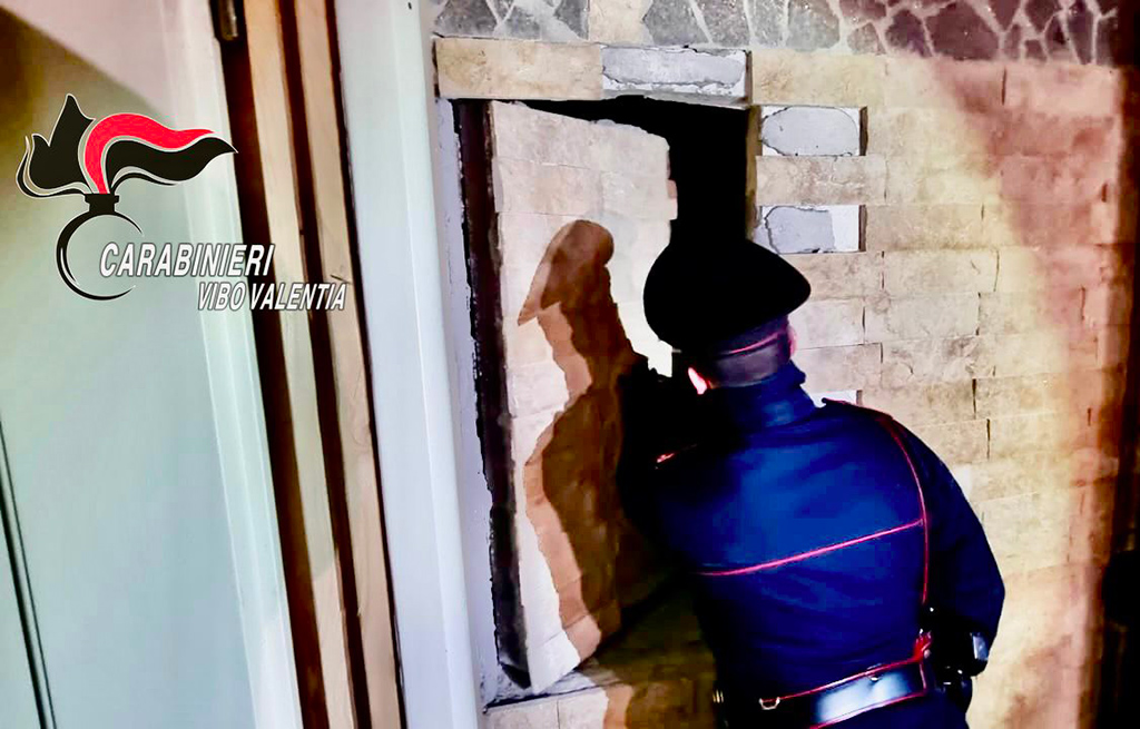 Agguato in centro a Ricadi, fermato presunto autore - VIDEO