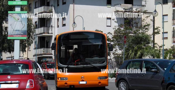 bus-piazza-borelli-lamezia.jpg