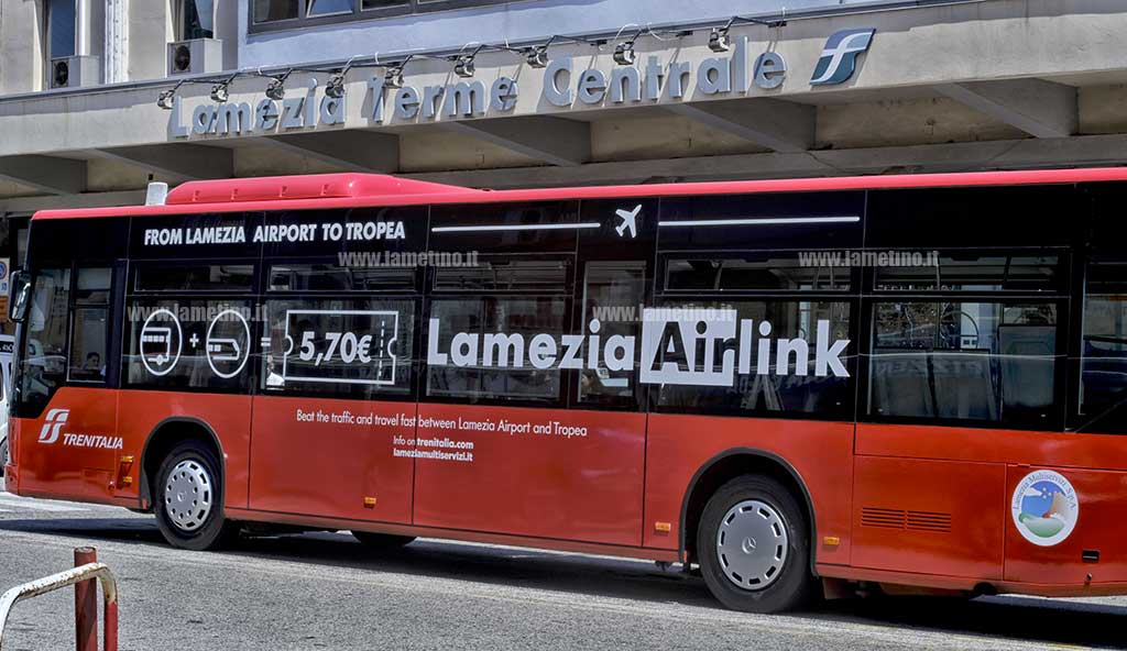 bus_483f8.jpg