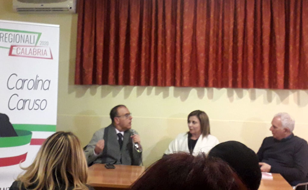 Lamezia, incontro "La fabbrica della cultura" nella segreteria politica della candidata Caruso