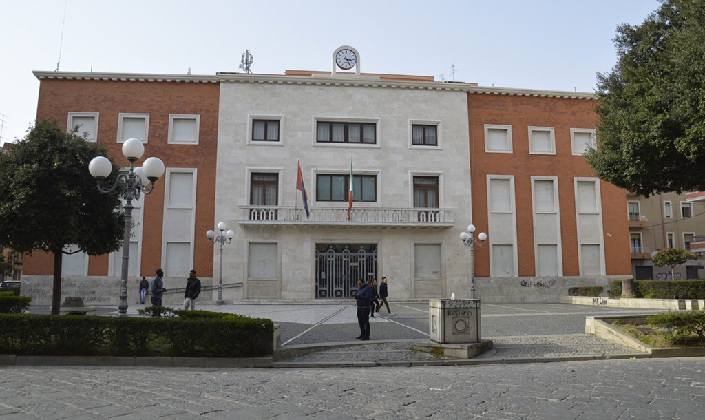 Inchiesta su comune Crotone, revocati due divieti di dimora