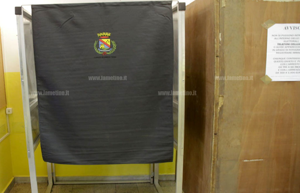 Lamezia, sindaco e assessore su voto negato a signora disabile: "No a qualunque forma di esclusione"