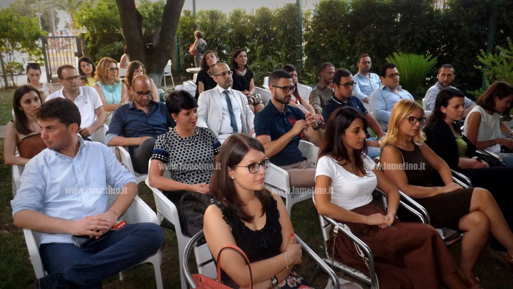 caffe-aiga-pubblico.jpg