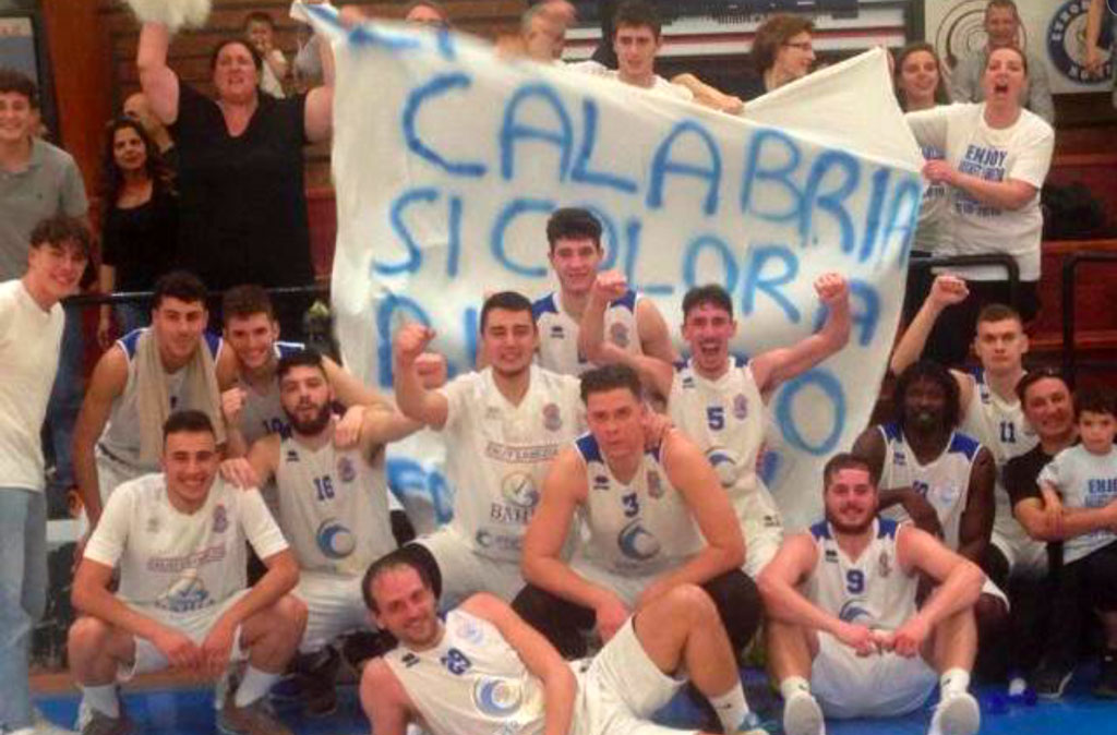 Enjoy Basketball Lamezia prosegue cammino verso la serie B, battuta Santa Croce Basket Olbia