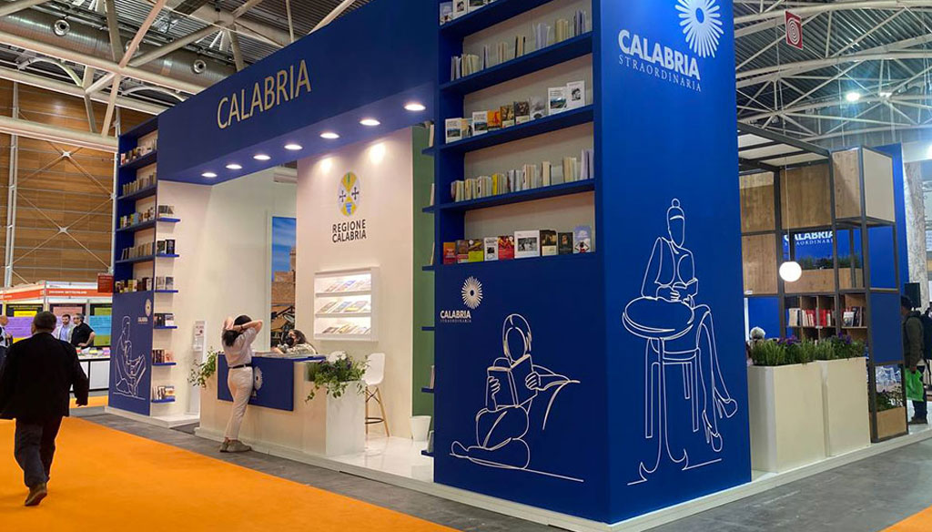 calabria-straordinaria-salone-libro-23_c7218_5c51e.jpg