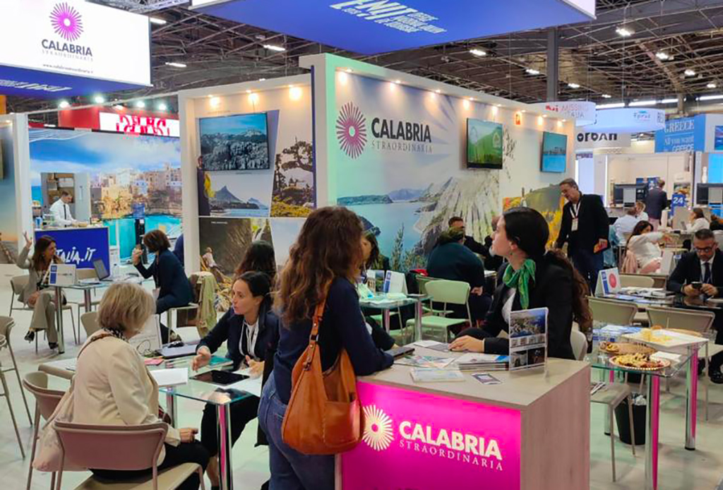 Regione, Calabria Straordinaria protagonista alla "IFTM Top Resa" di Parigi 