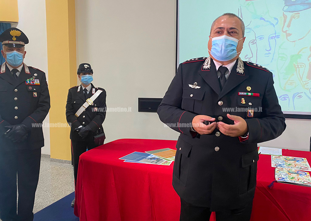 Presentato Anche A Catanzaro Il Calendario 2022 Dell Arma Dei Presentato Anche A Catanzaro Il Calendario 2022 Dell Arma Dei