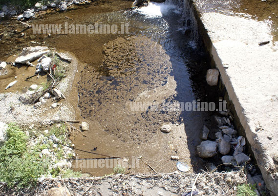 Lamezia: A Calia acque nere nel torrente Piazza