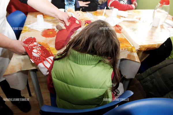Lamezia: Caritas, 60 calze della befana per i più piccoli