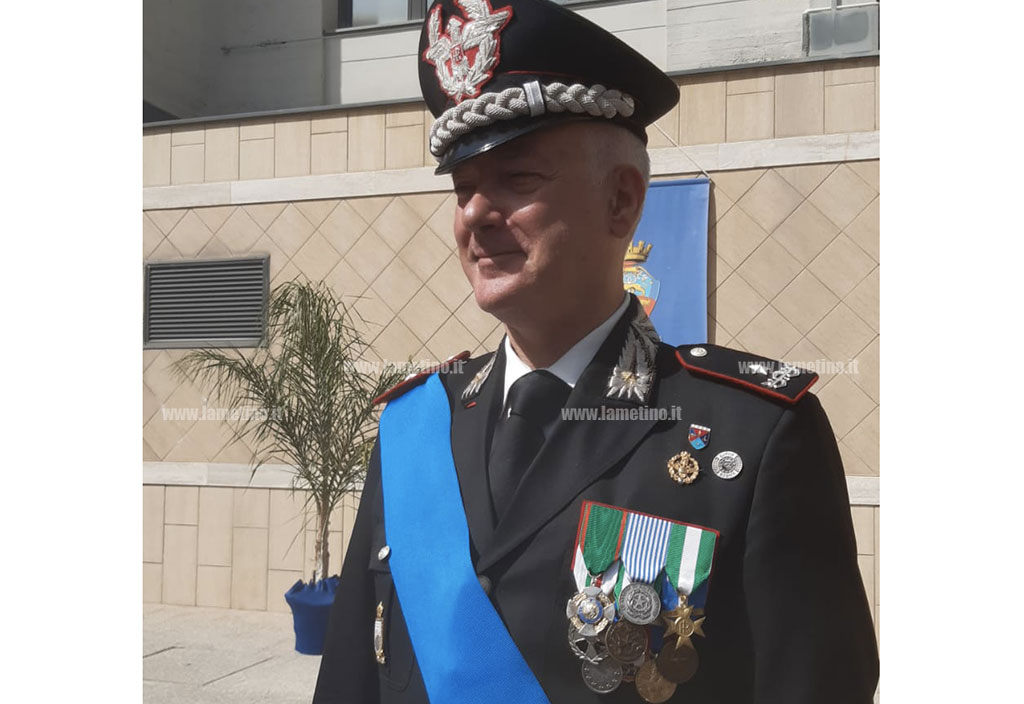 Cambio della guardia alla guida della Legione carabinieri: si è insediato a Catanzaro il generale Salsano
