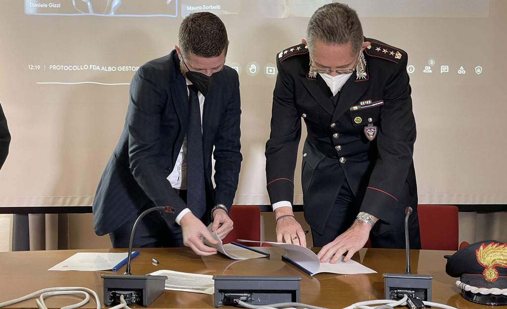 Legalità, accordo tra Camera Commercio Catanzaro e Carabinieri Forestali per utilizzo app Fda Smart