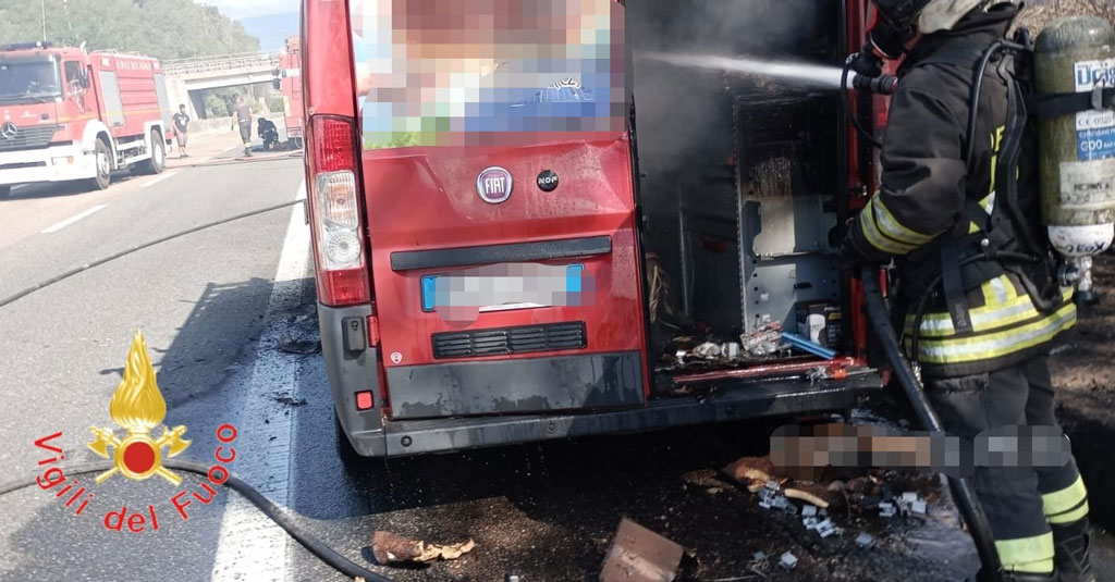 camioncinobf9dcb04_bda0c.jpg