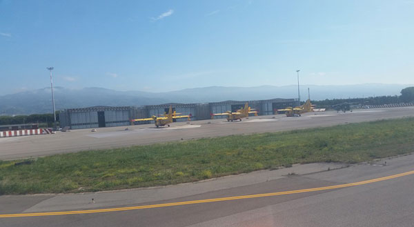 Lamezia, canadair pronti per avvio campagna prevenzione e contrasto incendi boschivi