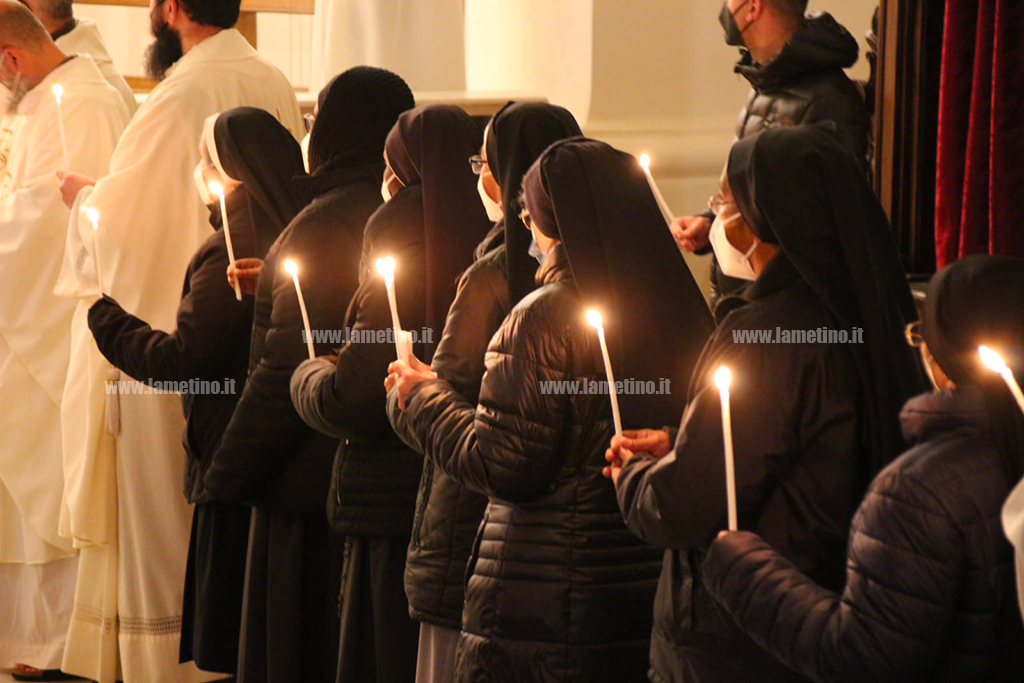 candelora_5c020.jpg
