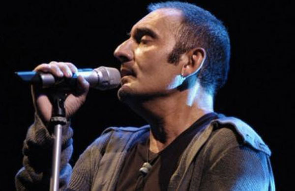cantante-mango.jpg
