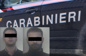 Calabria: Incendiano furgone, arrestati dopo inseguimento
