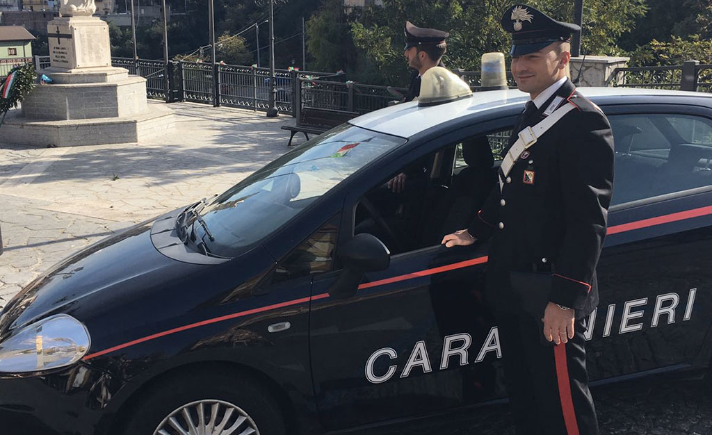 Controlli carabinieri e polizia municipale a Mesoraca, violazioni amministrative e segnalazioni per uso stupefacenti