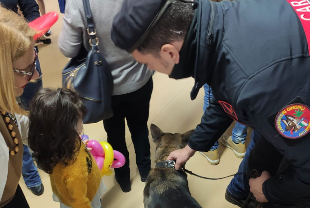 carabinieri-2020-befana-pediatria.jpg