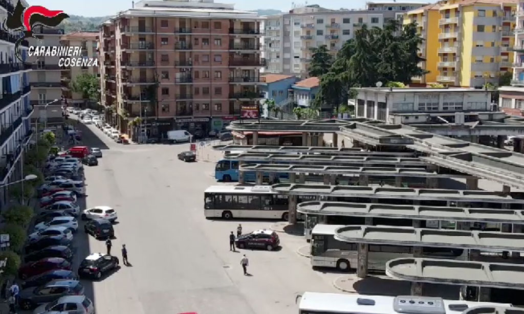 Operazione contro traffico di droga a Cosenza e Rende, 19 misure cautelari - Video
