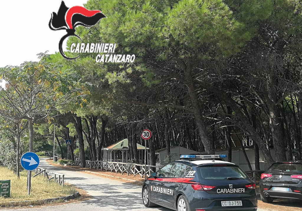 Controlli carabinieri a Ferragosto nel catanzarese, a Falerna denunciato uomo per aggressione