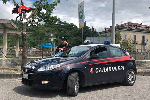 Tassista abusivo a Cosenza, denunciato 