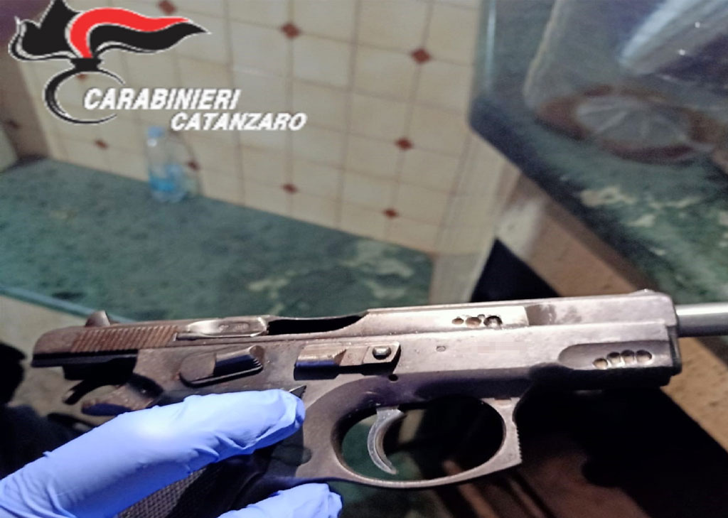 carabinieri-czArma1_22931.jpg