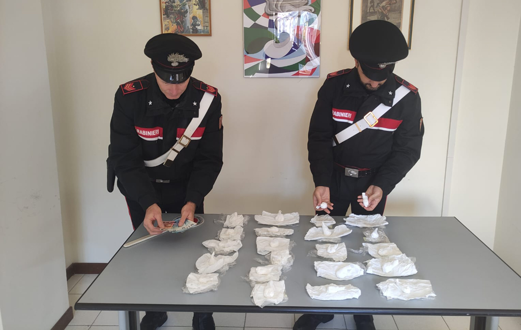 In auto con cocaina a Girifalco, 36enne arrestato dai carabinieri