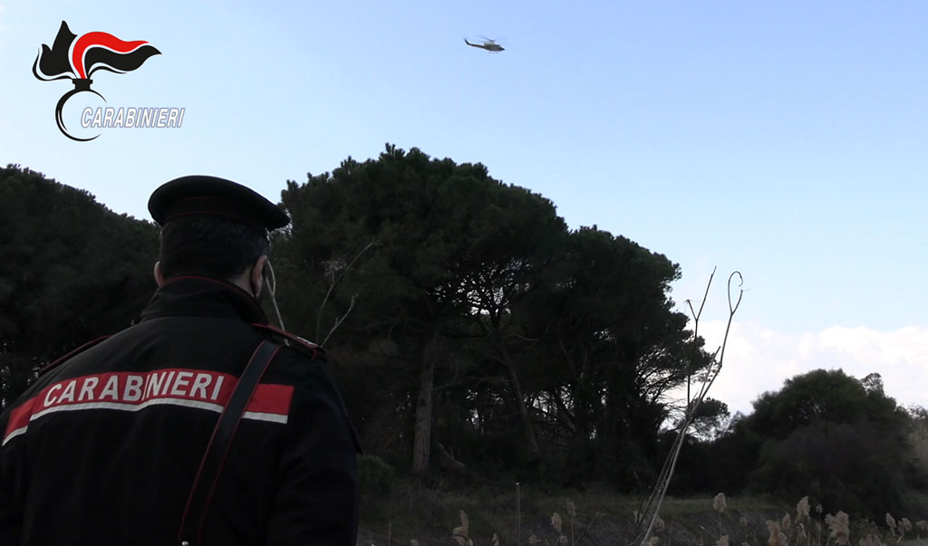 carabinieri-elicottero-sopralluogo_56da1.jpg