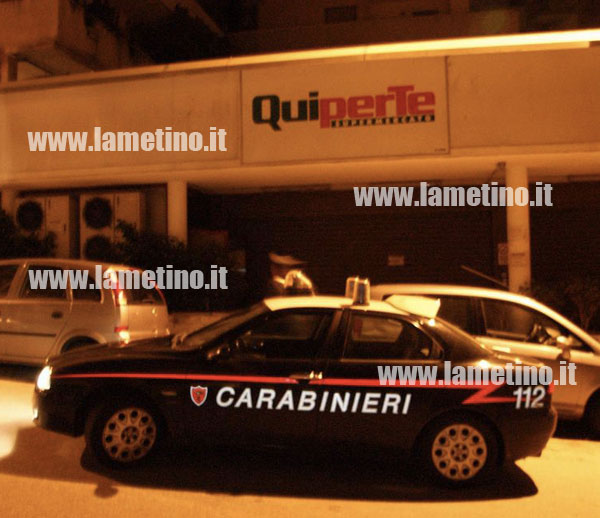 Calabria: Provano a rubare in supermercato Reggio, arrestati