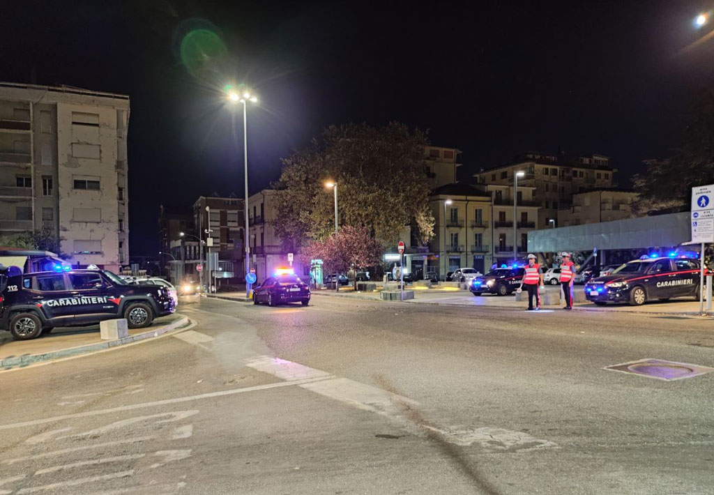 carabinieri-lamezia-notte_1ca7f.jpg