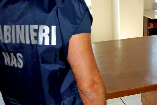 Lamezia: insetti ed escrementi topo su alimenti, Nas chiudono impresa 