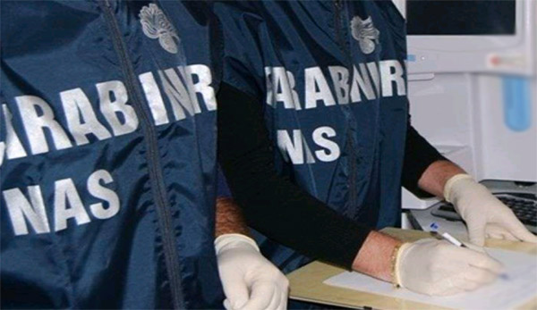 Coronavirus, pizzeria nel vibonese trasformata in panificio per continuare vendita: segnalato proprietario
