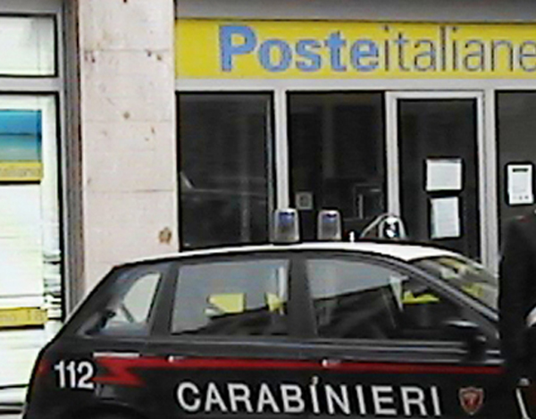 Tentata rapina alle Poste nel cosentino, rapinatori scappano  