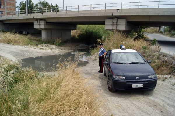 Reggio Calabria: Scaricavano liquami nel torrente, 4 arresti