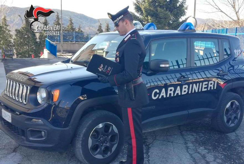 Arrestato 22enne in possesso di hashish e marijuana a San Giovanni in Fiore