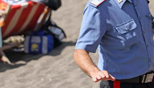Controlli carabinieri su litorale cosentino: arrestato 42enne che vendeva droga in spiaggia, fermato per accoltellamento 33enne ubriaco