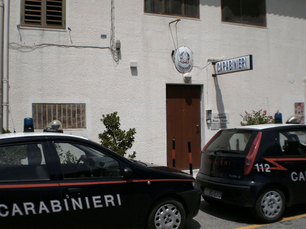 Calabria: Arrestato giovane stalker recidivo