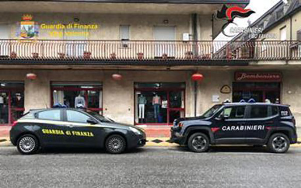 Sequestrati addobbi e uova pasquali potenzialmente dannosi a Serra San Bruno