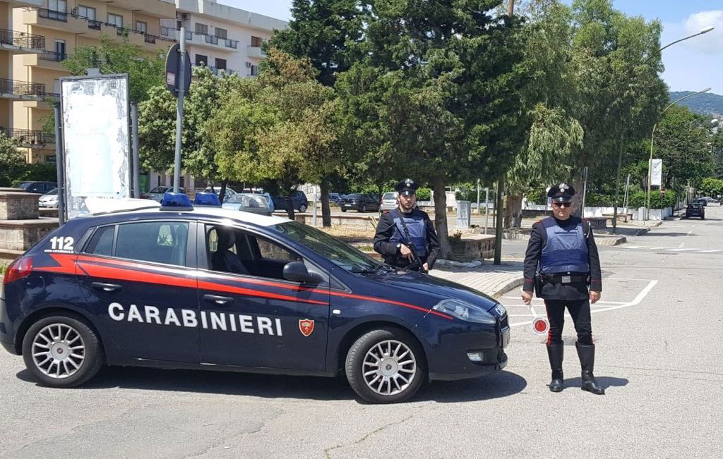 Fornisce false generalità per eludere controlli, arrestato 22enne della locride a Guardavalle