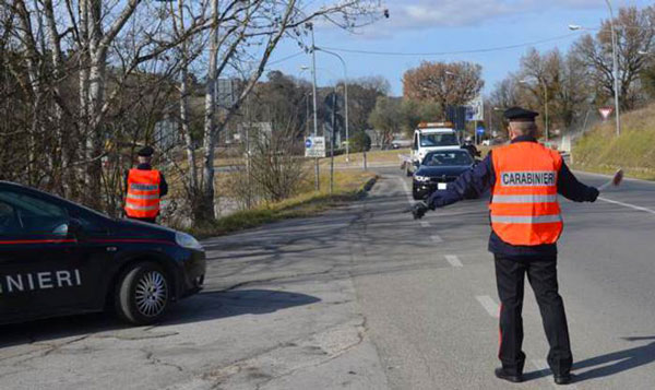 carabinieri40_2a8c2.jpg