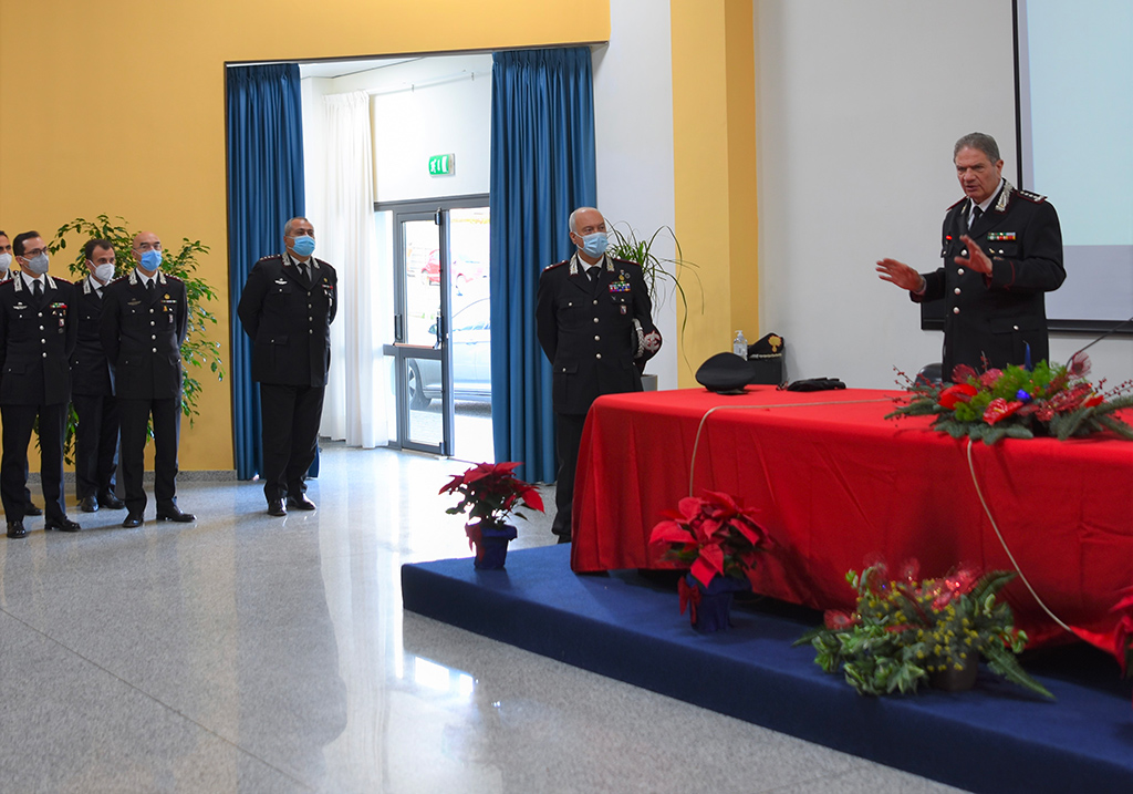 carabinieri_213c0.jpg