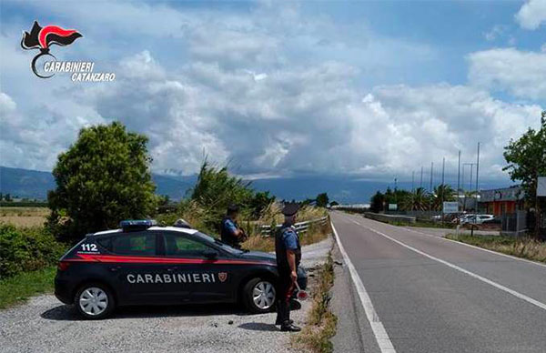 Sorpreso ad appiccare fuoco in un'area di servizio, arrestato 52enne a Curinga
