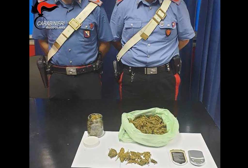 Marijuana in casa, giovane arrestato a Reggio Calabria