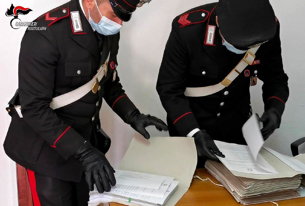 In carcere o a lavoro ma percepivano reddito di cittadinanza, denunciate 30 persone nella locride - VIDEO