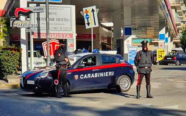 Ricercato per immigrazione clandestina in Francia, arrestato a Cosenza