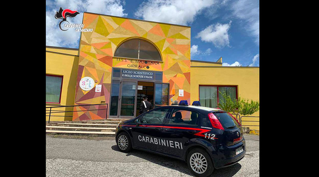 Incontro dell’Arma con gli studenti a Girifalco sulla tutela e valorizzazione del patrimonio culturale