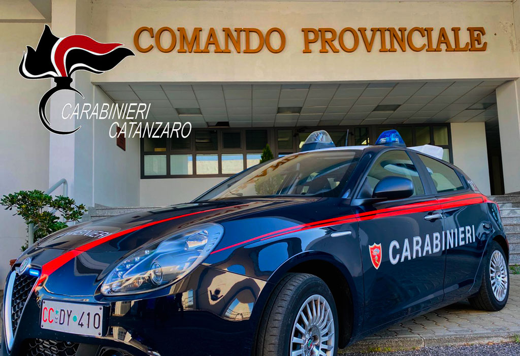 Controlli carabinieri, personale senza mascherine e carenze igienico sanitarie: sanzioni in esercizi pubblici a Catanzaro e Curinga